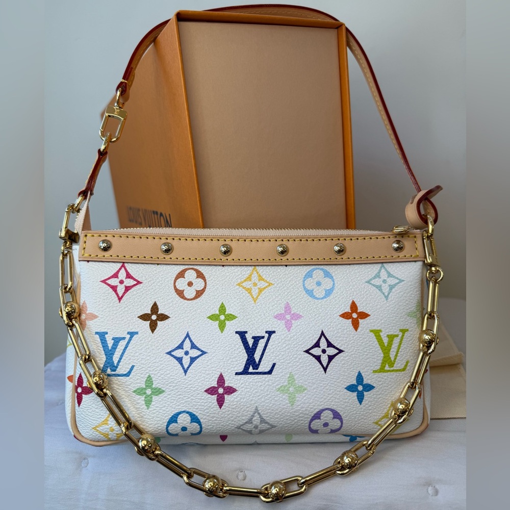 LV X TM Pochette Accessories 🩷💜💛🧡❤️
